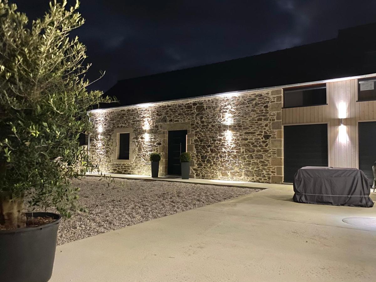 La Giendrotais Bed & Breakfast Corseul Exterior photo